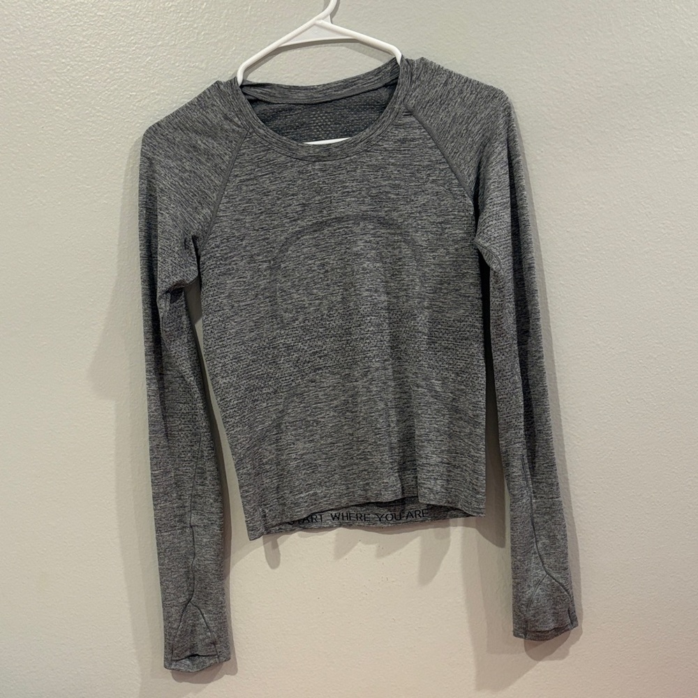 Lululemon Athletica Heathered Gray Sweatshirt